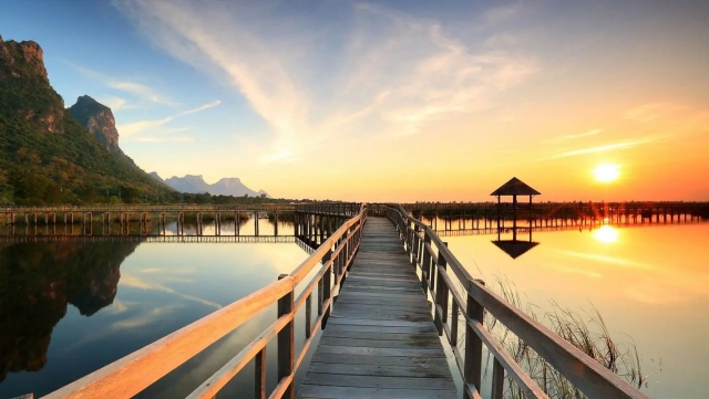 betway必威公司：单双杠的材质制作对锻炼效果有多大影响？